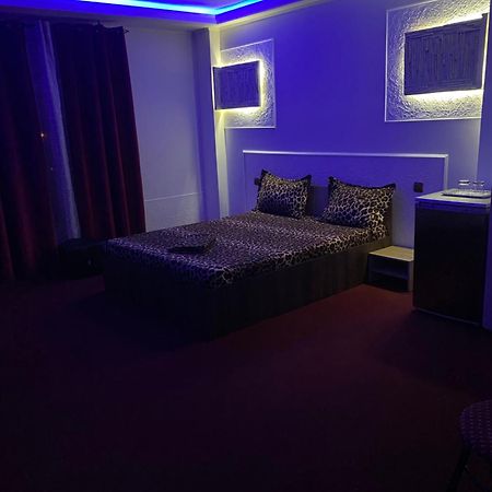 Karra Hotels Voluntari Екстер'єр фото