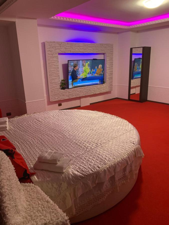Karra Hotels Voluntari Екстер'єр фото
